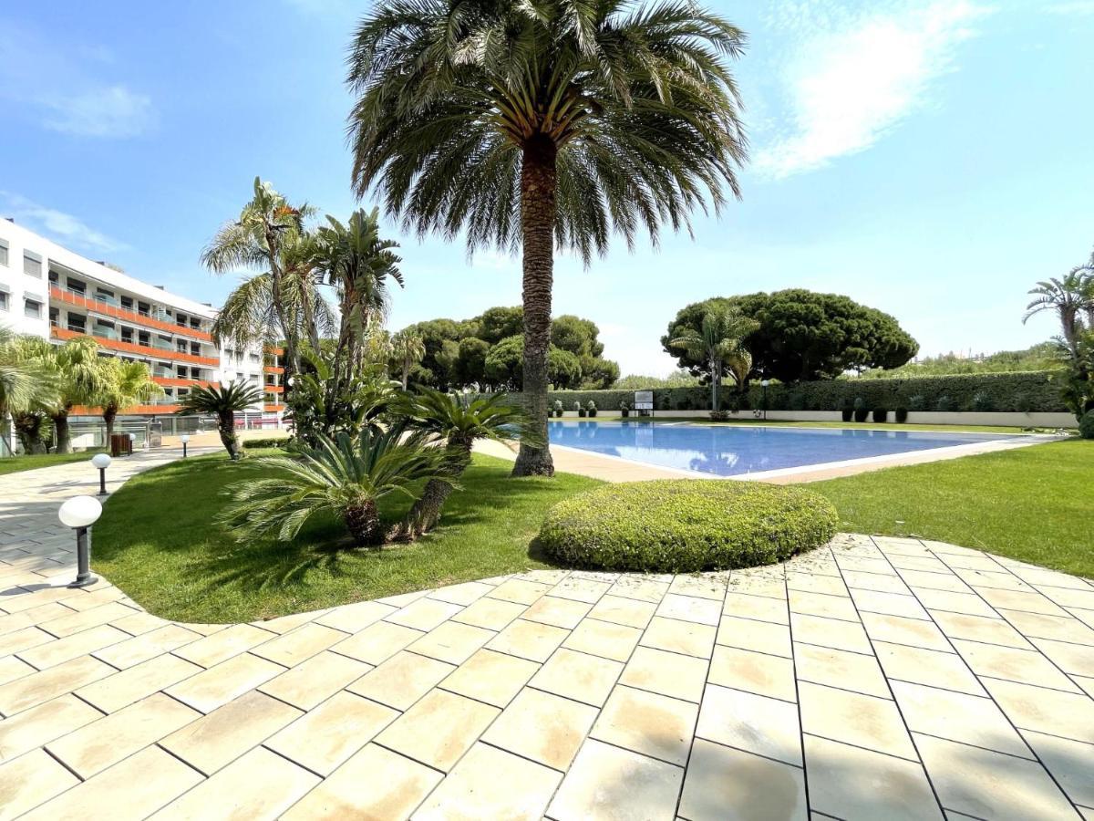 Luxurycambrils Resort&Spa Экстерьер фото