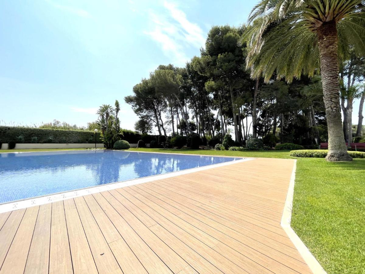 Luxurycambrils Resort&Spa Экстерьер фото