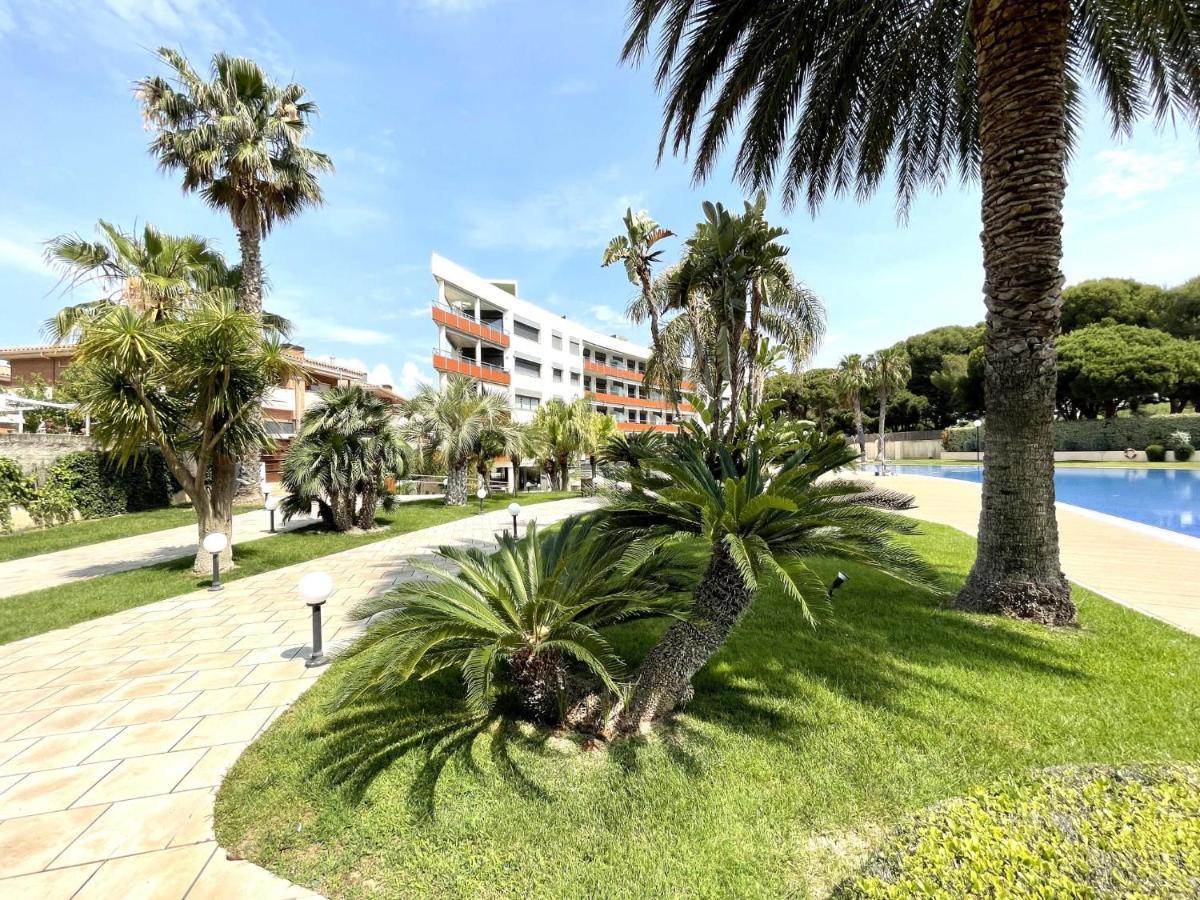 Luxurycambrils Resort&Spa Экстерьер фото