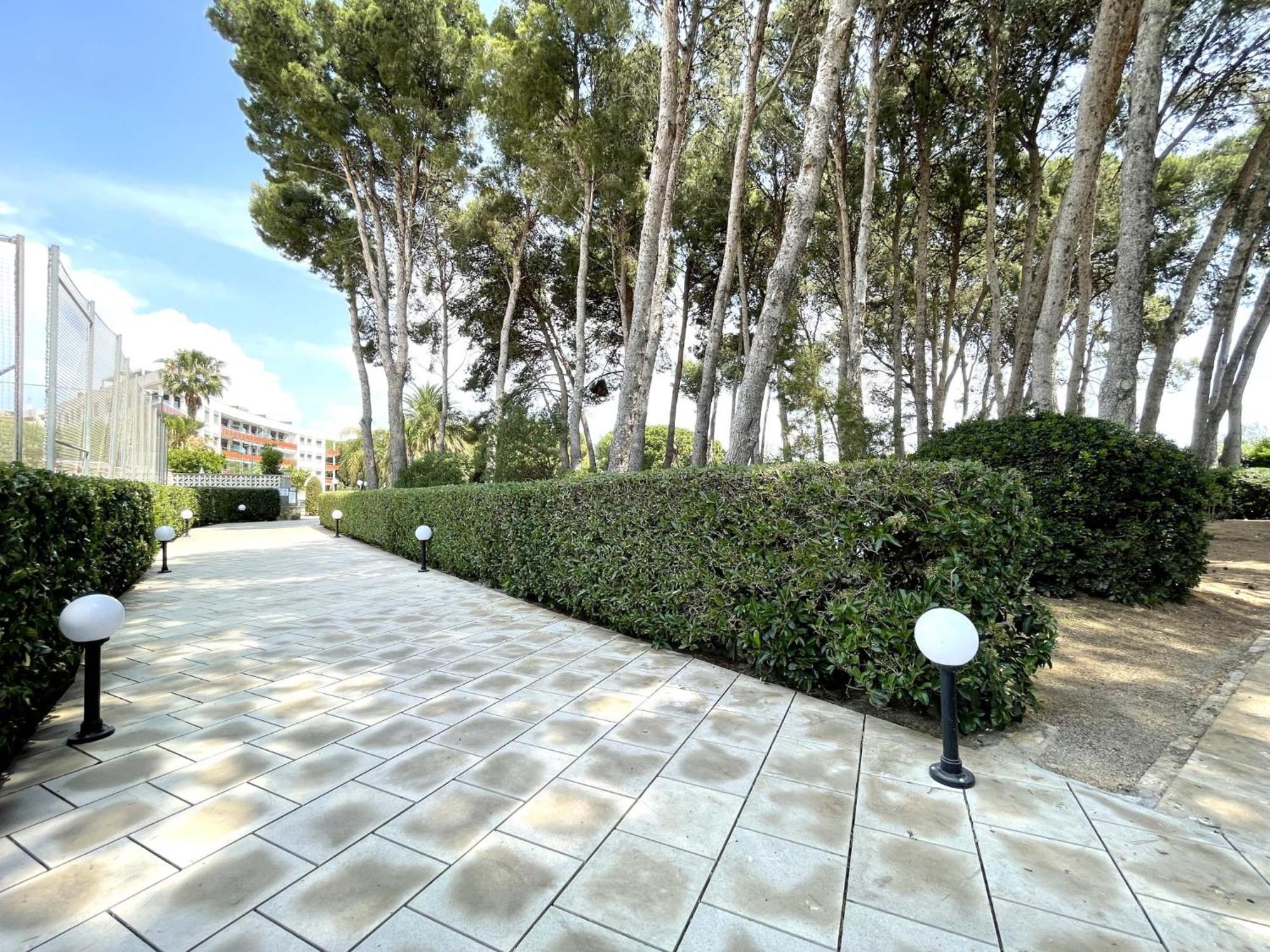 Luxurycambrils Resort&Spa Экстерьер фото